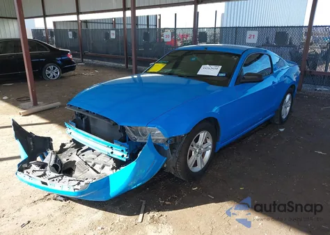 2013 Ford Mustang V6 z USA, uszkodzony, nr VIN 1ZVBP8AM2D5282085